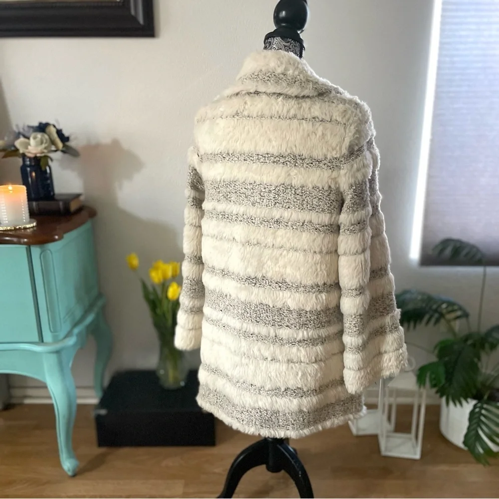 Cinq a Sept 5a7 Shaggy Boucle Tweed Faux Fur Boyfriend Jacket Coat Size Large